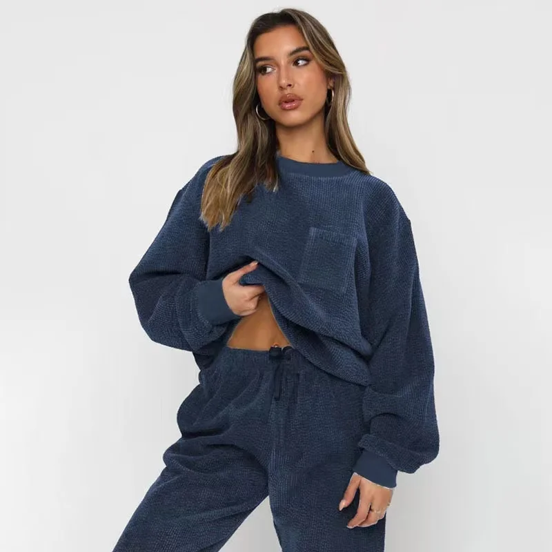Women's Loungewear Set – Soft Fabric – Oversized Fit – Jogging Pants with Drawstring - Image 6