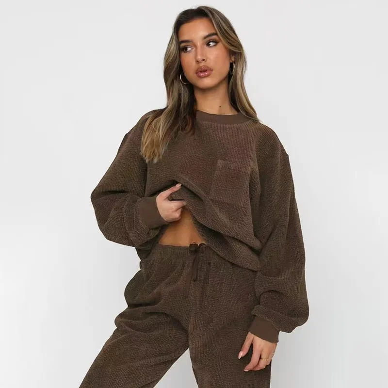 Women's Loungewear Set – Soft Fabric – Oversized Fit – Jogging Pants with Drawstring - Image 7