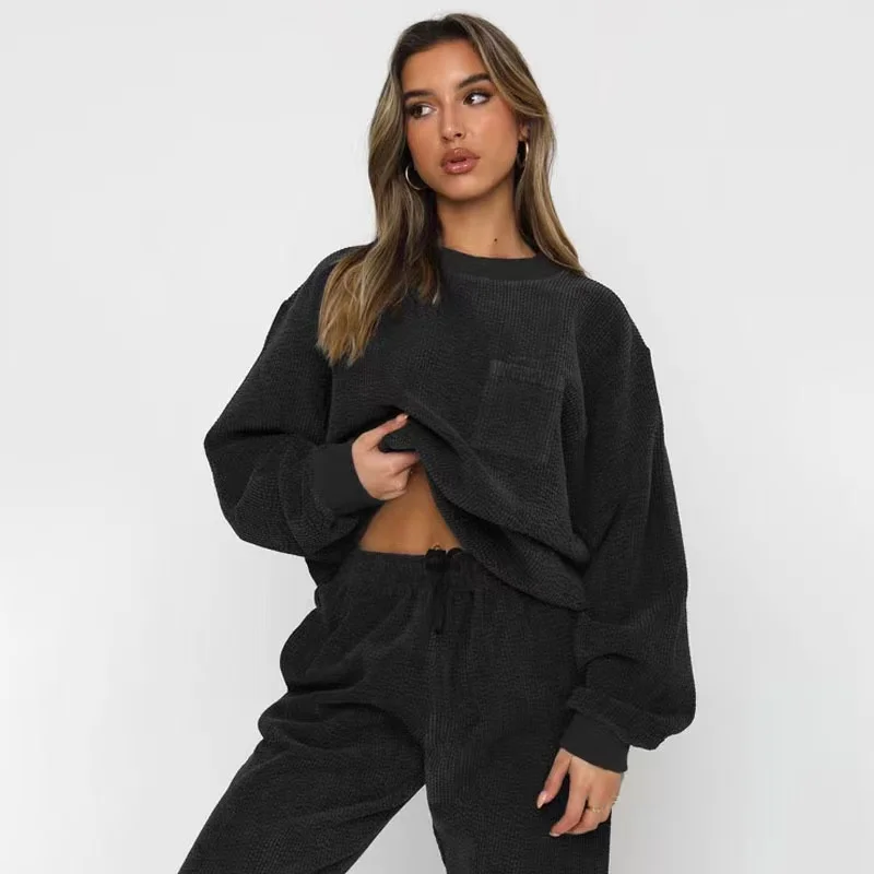 Women's Loungewear Set – Soft Fabric – Oversized Fit – Jogging Pants with Drawstring - Image 9