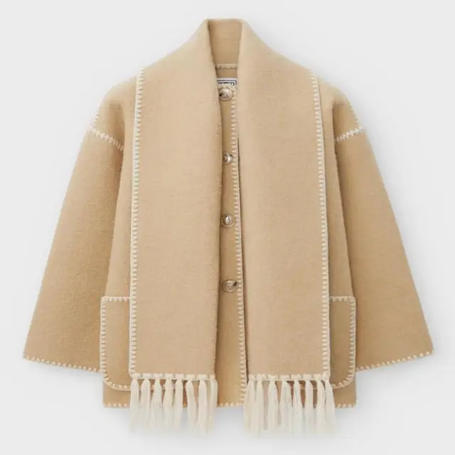 Lampiër Knitted Jacket with Scarf For Women - Image 12