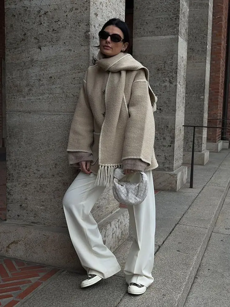 Lampiër Knitted Jacket with Scarf For Women - Image 4