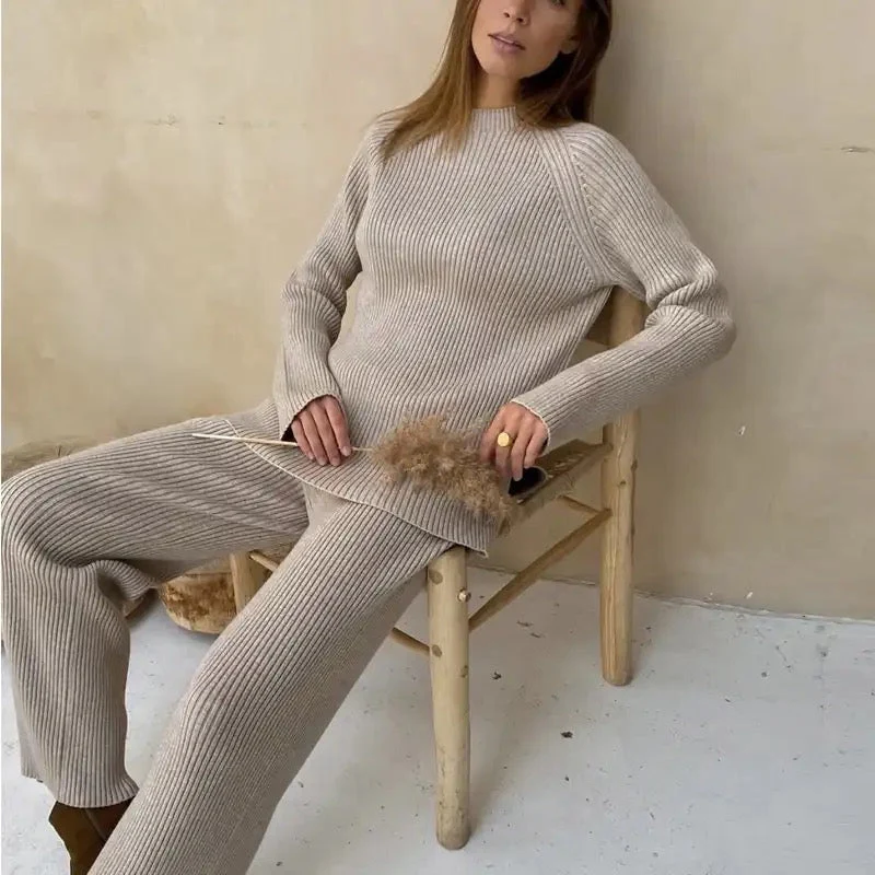 Women's Lounge Set – Ribbed Knit – Relaxed Fit – Sweater with Turtleneck – Straight Pants - Image 3
