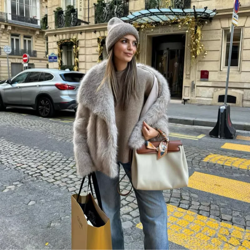 Women's Coat - Faux Fur - Oversized Collar - Relaxed Fit - Luxury Style - Image 6