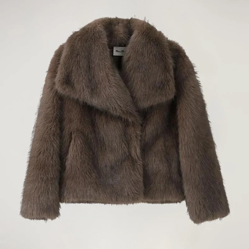 Women's Coat - Faux Fur - Oversized Collar - Relaxed Fit - Luxury Style - Image 7