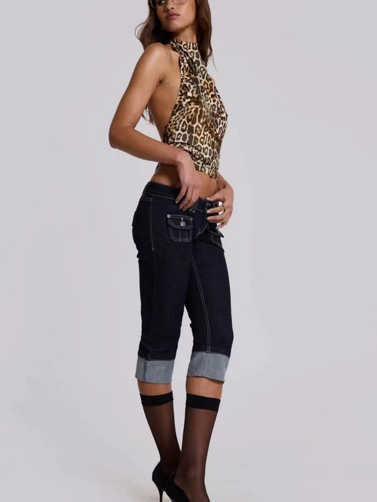 Haltertop for women - leopard print - backless design - Image 3