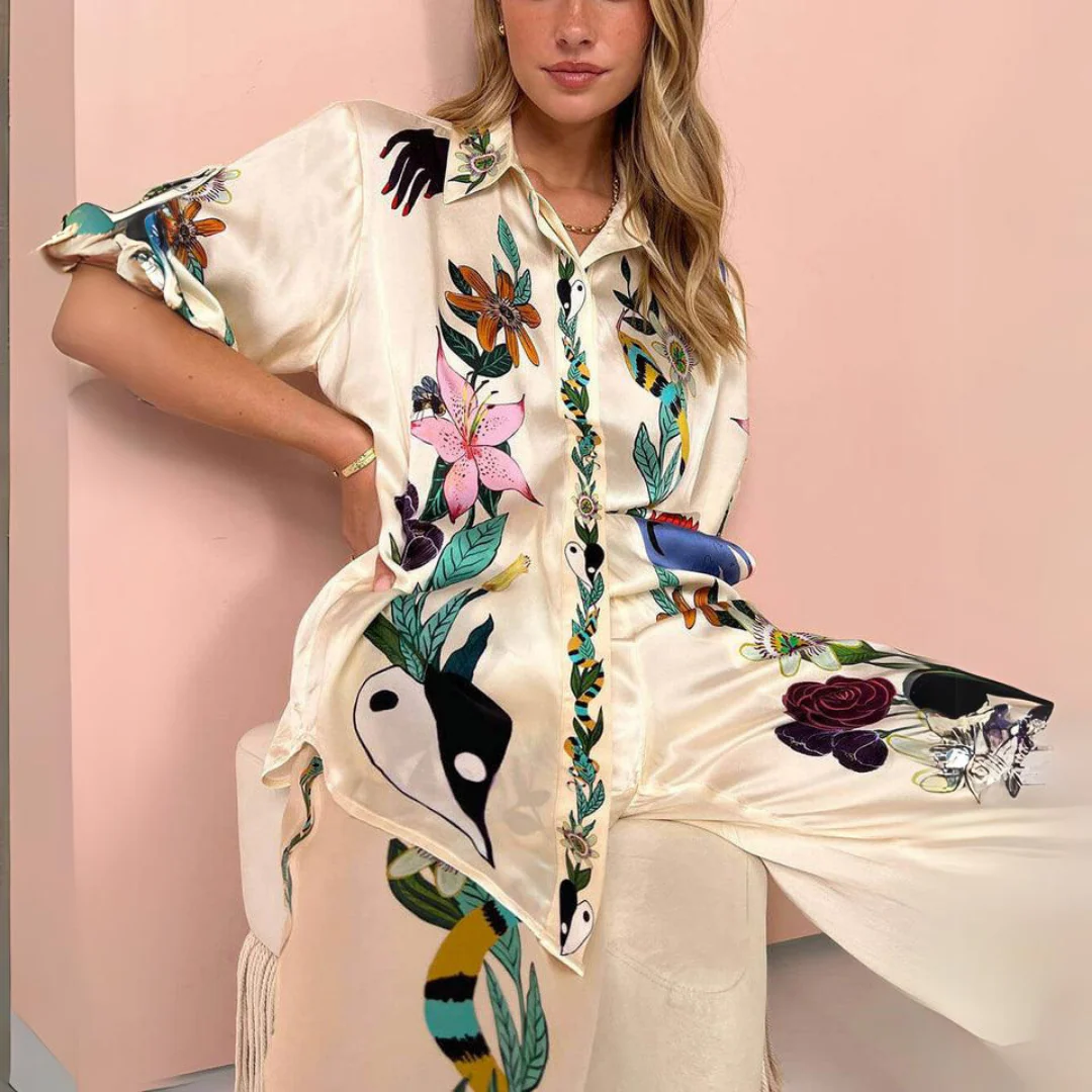 Ladies Set – Satin-Look Blouse and Shorts – Relaxed Fit – Short Sleeves – Luxury Print - Image 5