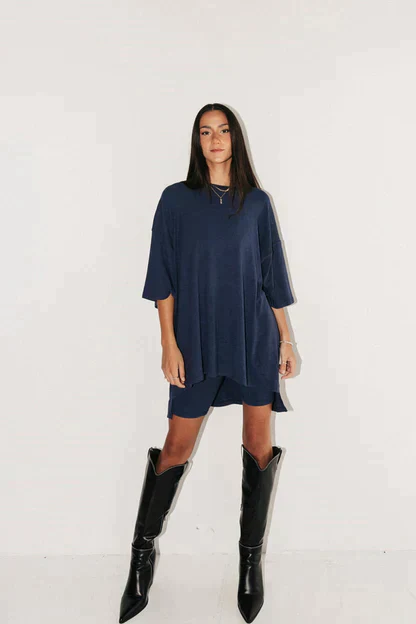 Women's Tunic Top - Oversized Fit - Three-Quarter Sleeve - Round Neck - Casual Comfort - Image 6