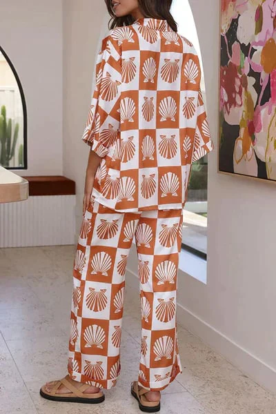 Women's Two-Piece Set – Loose-Fitting Shirt with V-Neck – Wide Pants – Breathable and Comfortable - Image 4
