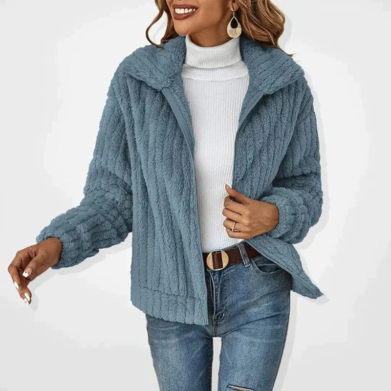 Women's Coat - Faux Fur - Zipper Closure - Soft Collar - Comfortable Fit - Image 2