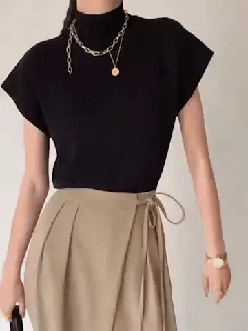 Ladies Top - Sleeveless - High Neck - Elegant Loose Fit - Casual Chic Design - Image 4